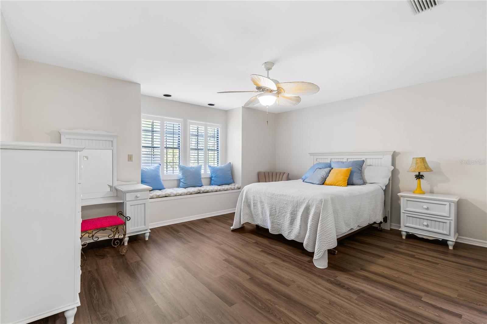 HAYES GLEN - Residential