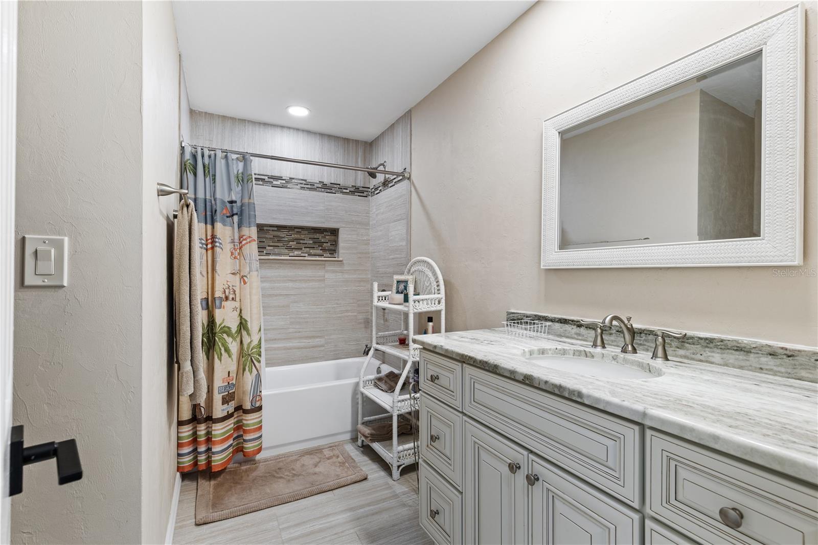 HAYES GLEN - Residential