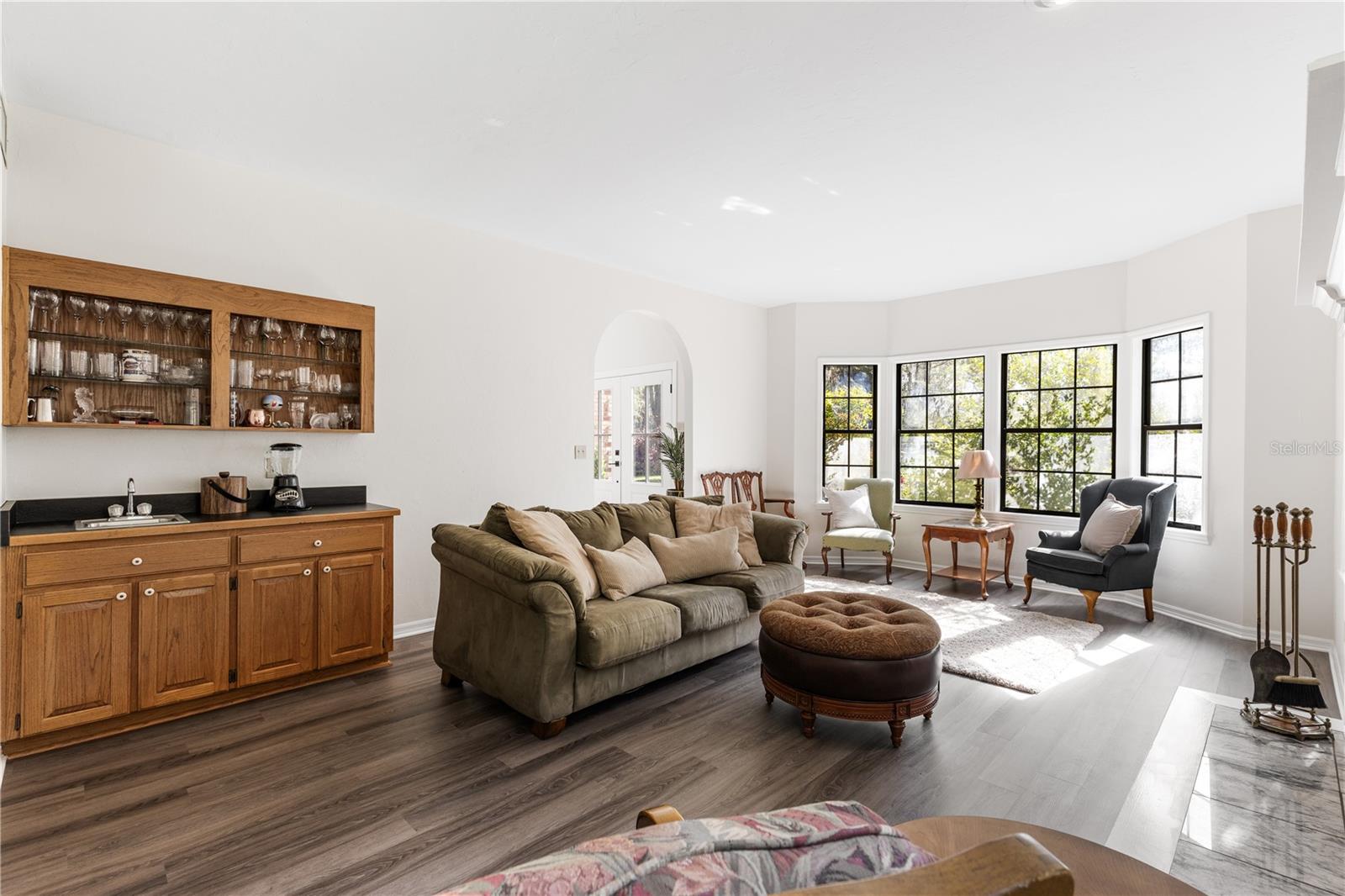 HAYES GLEN - Residential