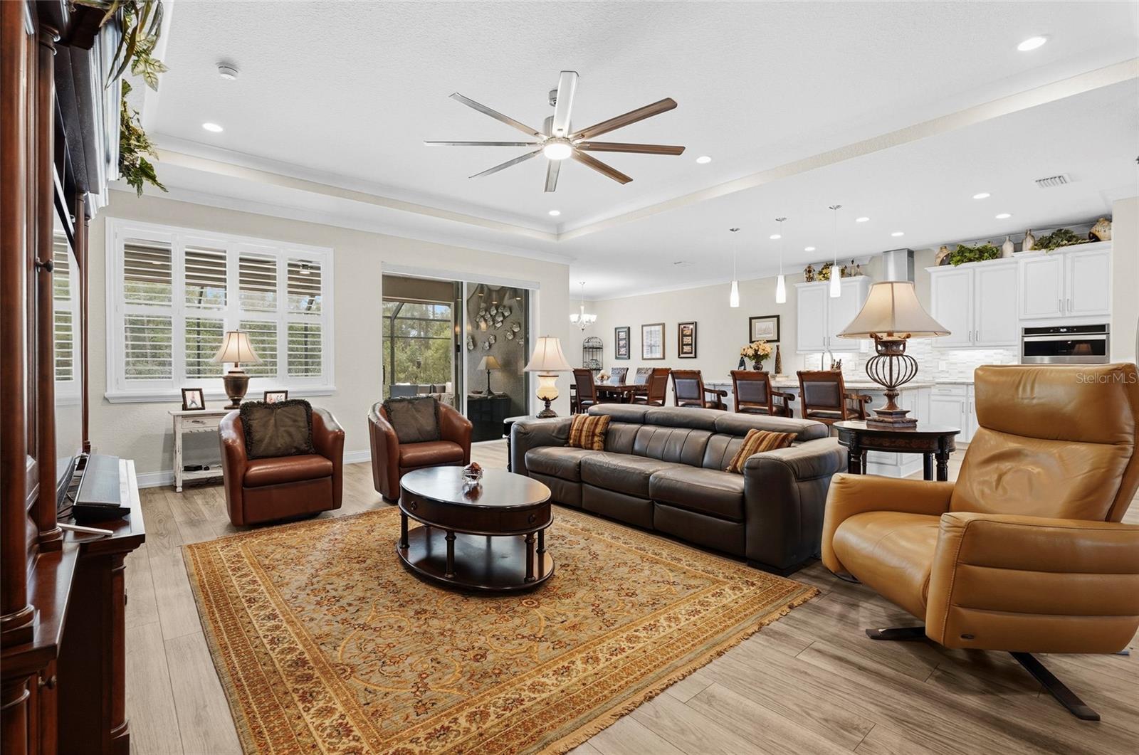 VENICE WOODLANDS - Residential
