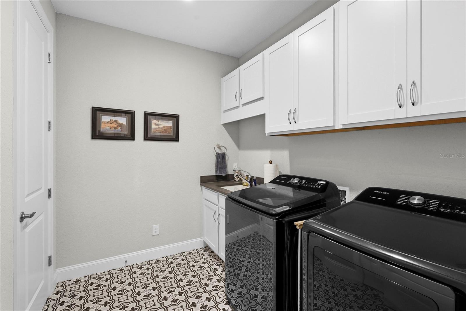 VENICE WOODLANDS - Residential
