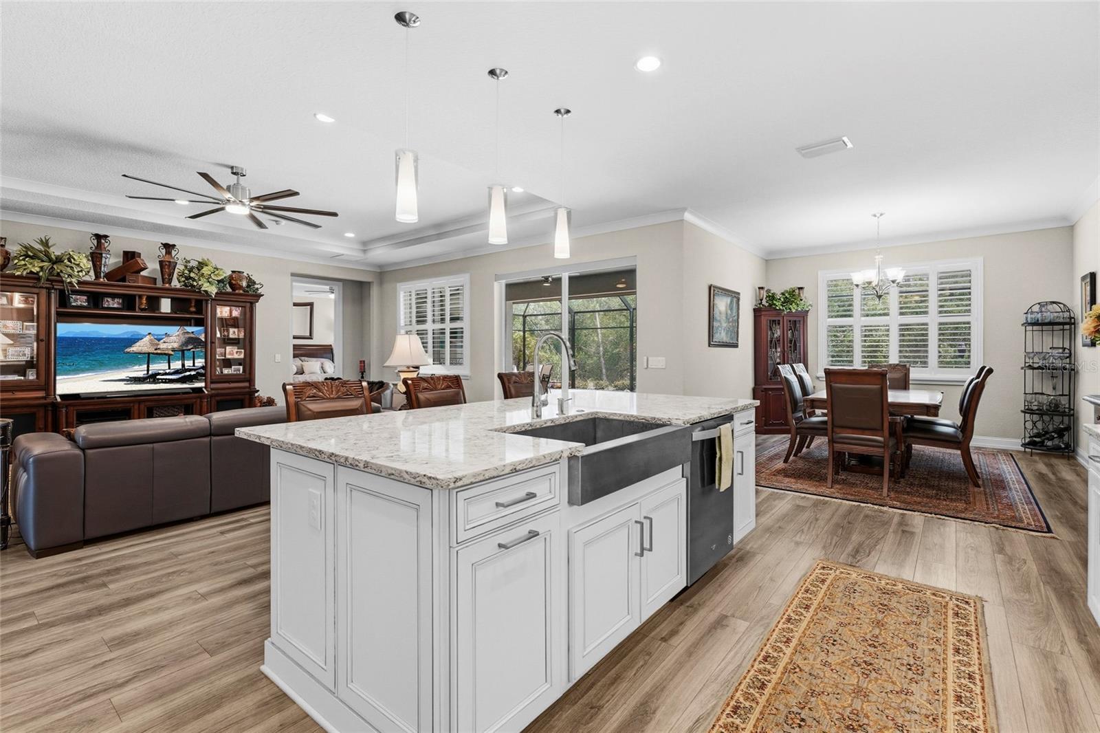 VENICE WOODLANDS - Residential