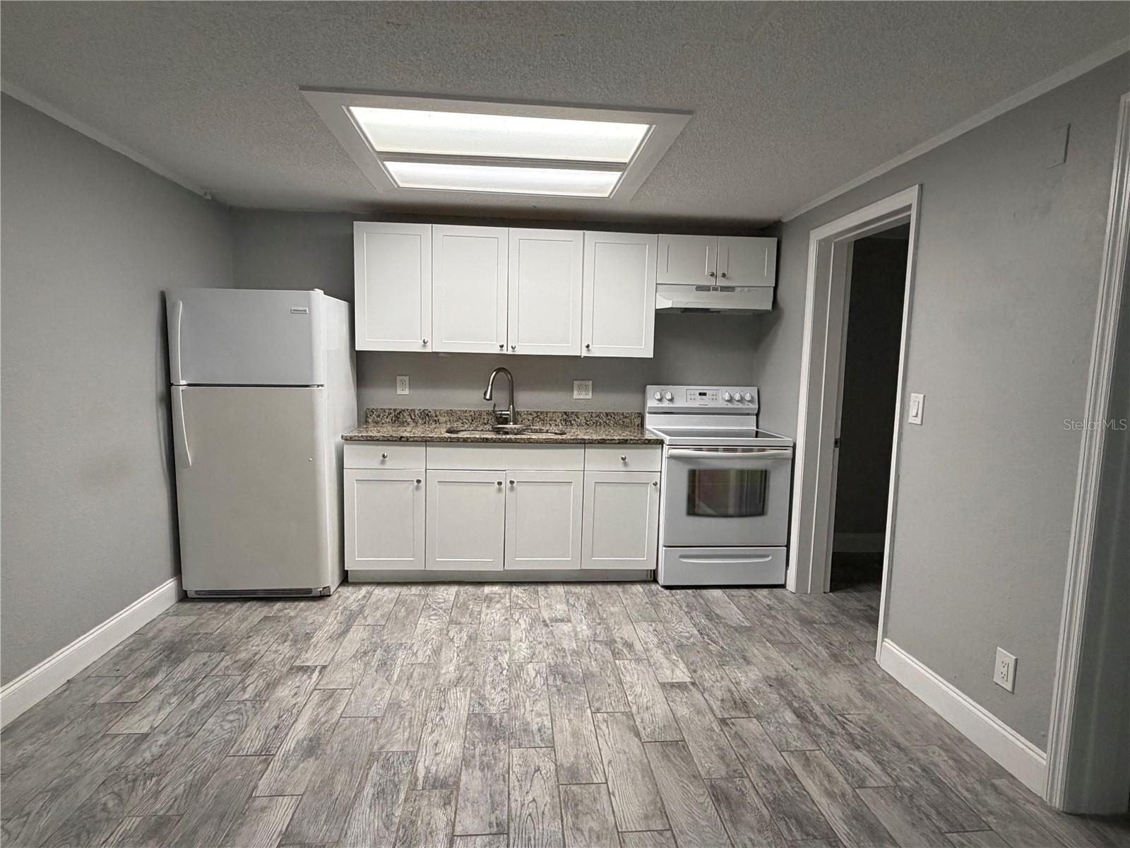 UNPLATTED - Residential Lease