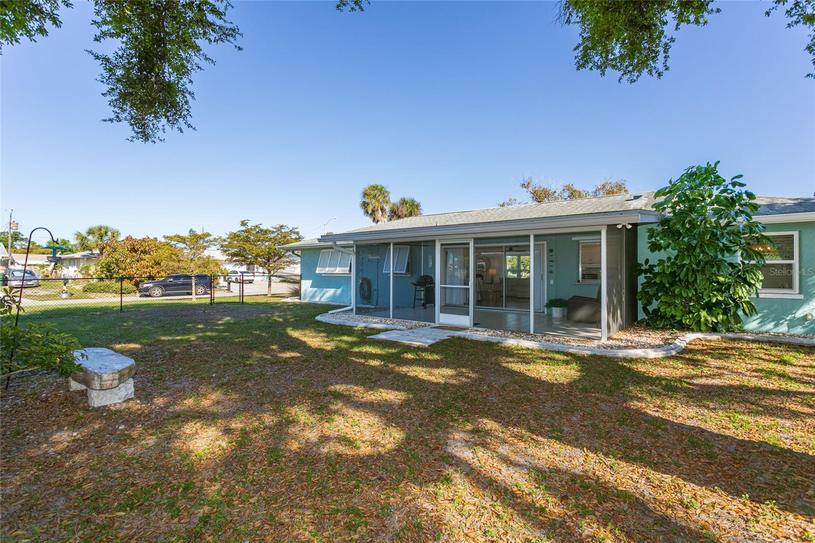 VENICE GARDENS - Residential
