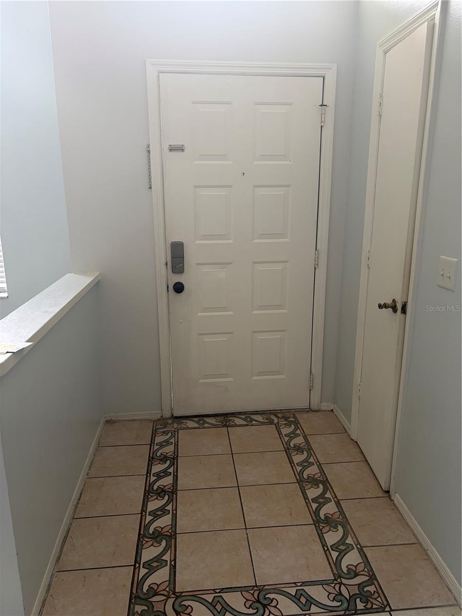 BVL LAKEPOINTE TWNHMS - Residential Lease