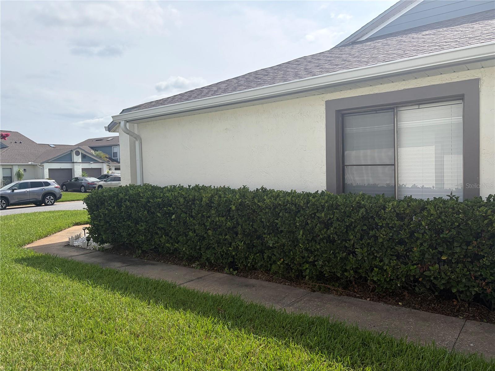 BVL LAKEPOINTE TWNHMS - Residential Lease