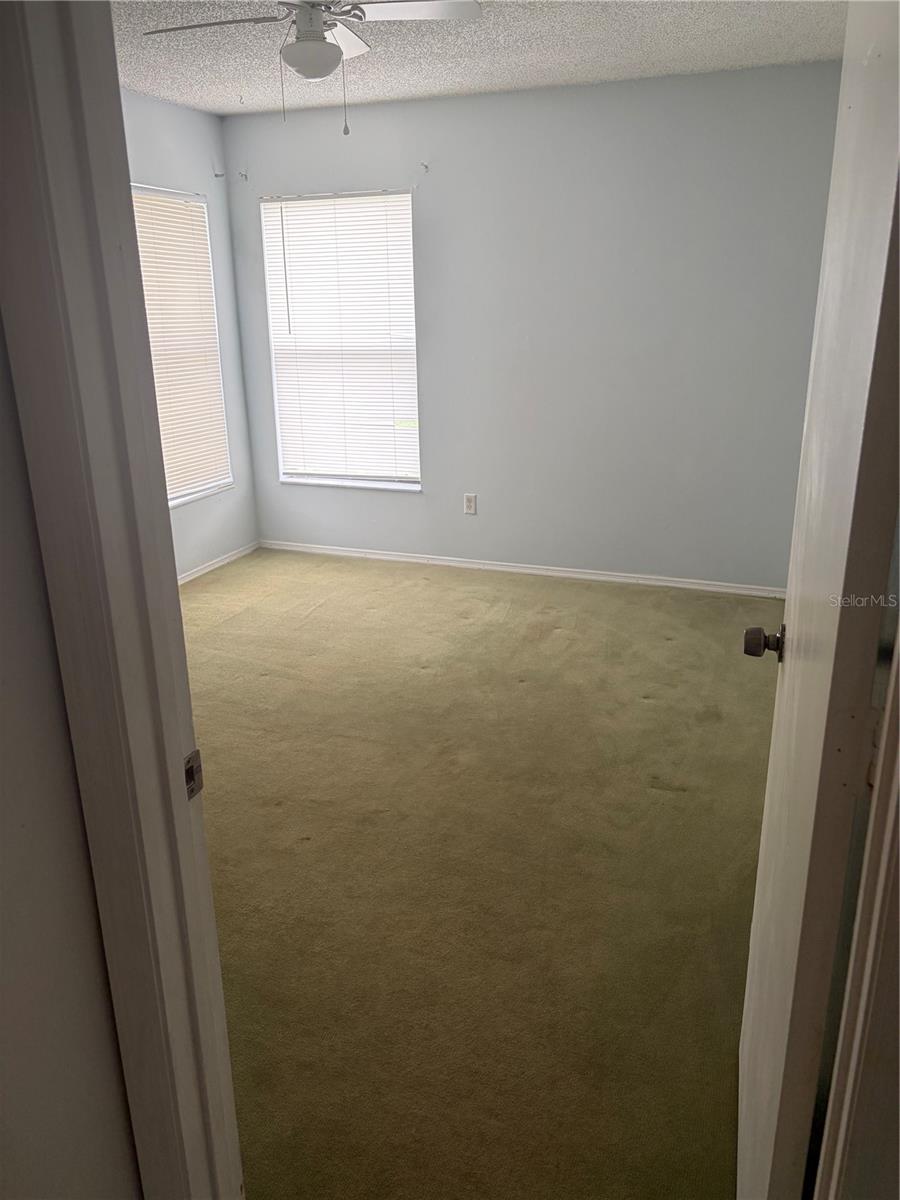 BVL LAKEPOINTE TWNHMS - Residential Lease