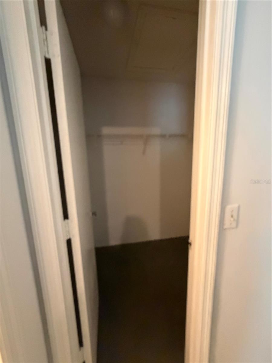 BVL LAKEPOINTE TWNHMS - Residential Lease