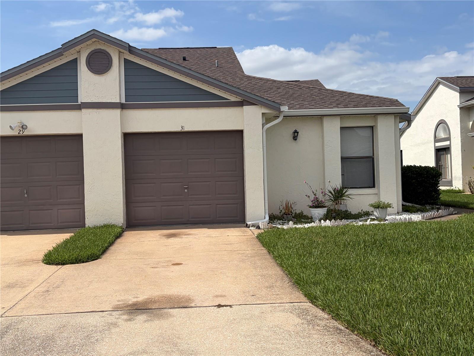 BVL LAKEPOINTE TWNHMS - Residential Lease