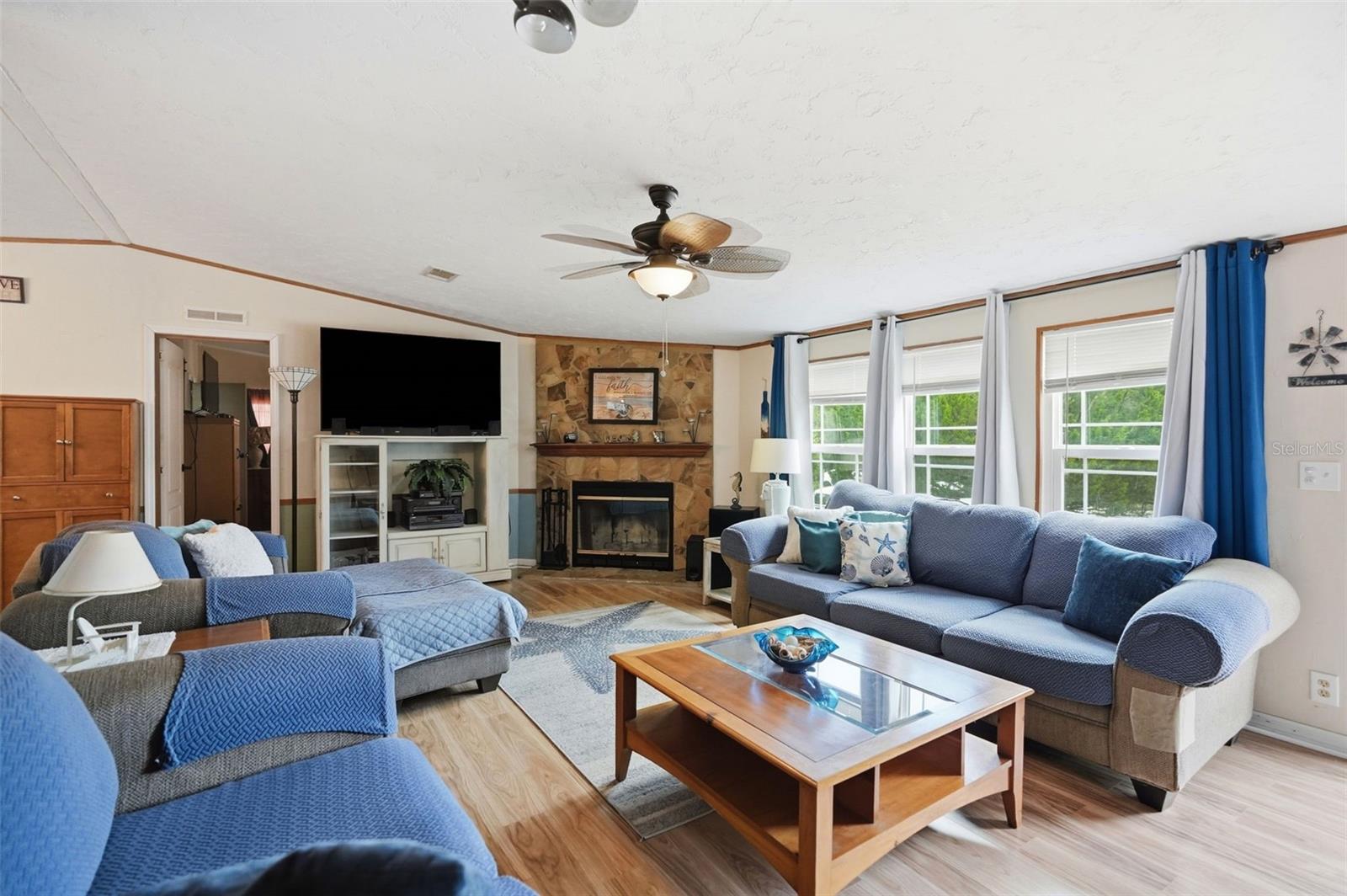 MAYFAIR GARDEN ACRES - Residential