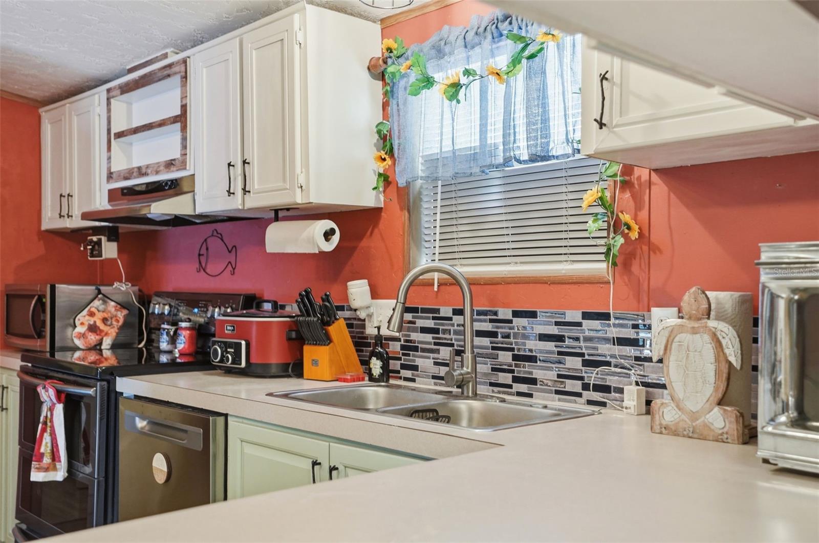 MAYFAIR GARDEN ACRES - Residential