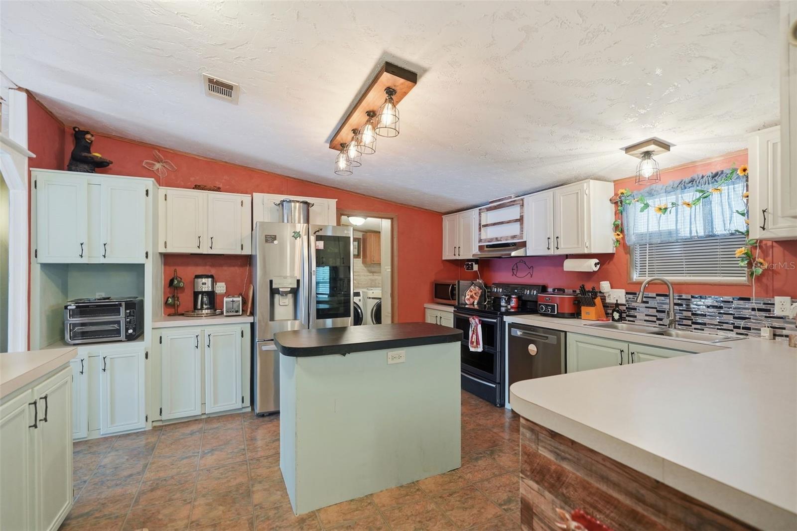 MAYFAIR GARDEN ACRES - Residential