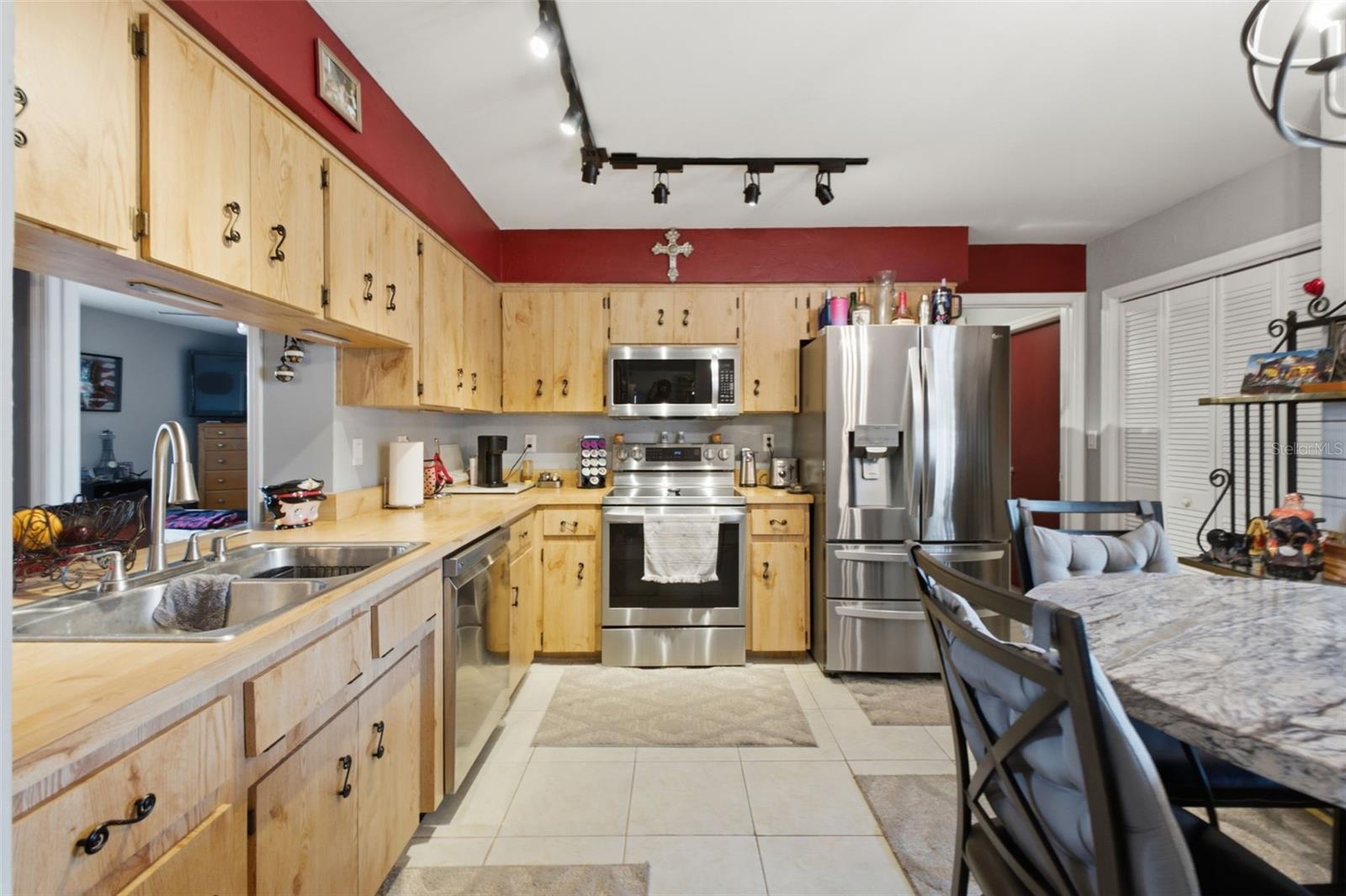 CONNELL HEIGHTS UNIT 08 - Residential