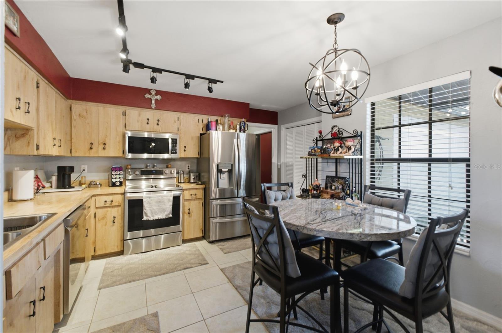 CONNELL HEIGHTS UNIT 08 - Residential