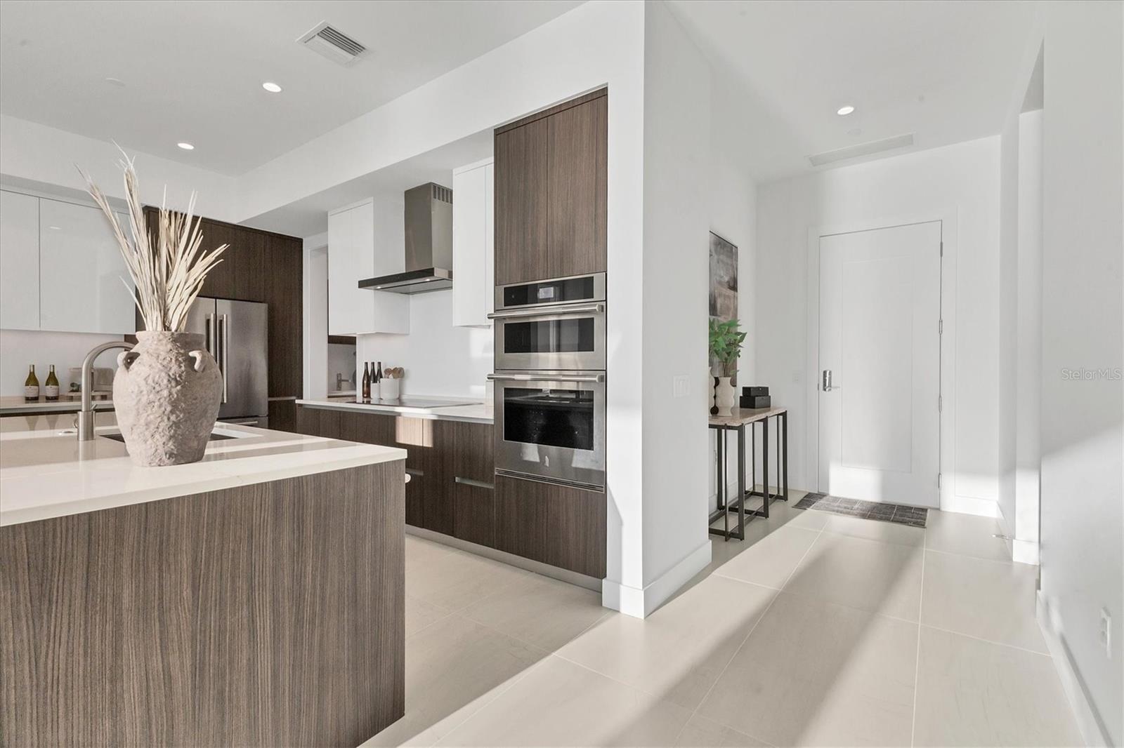 BAYSO SARASOTA - Residential