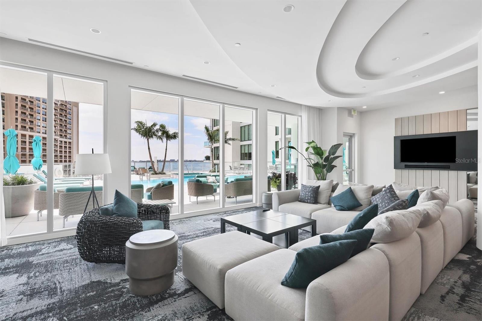 BAYSO SARASOTA - Residential