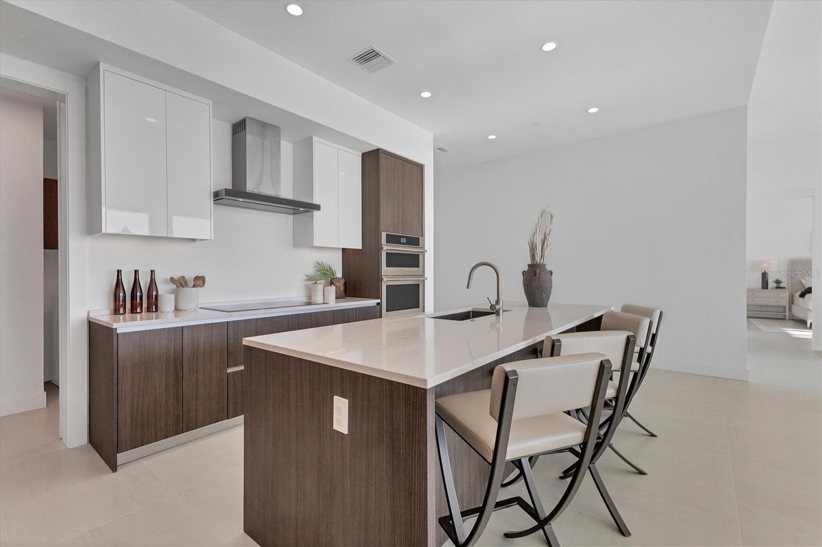 BAYSO SARASOTA - Residential