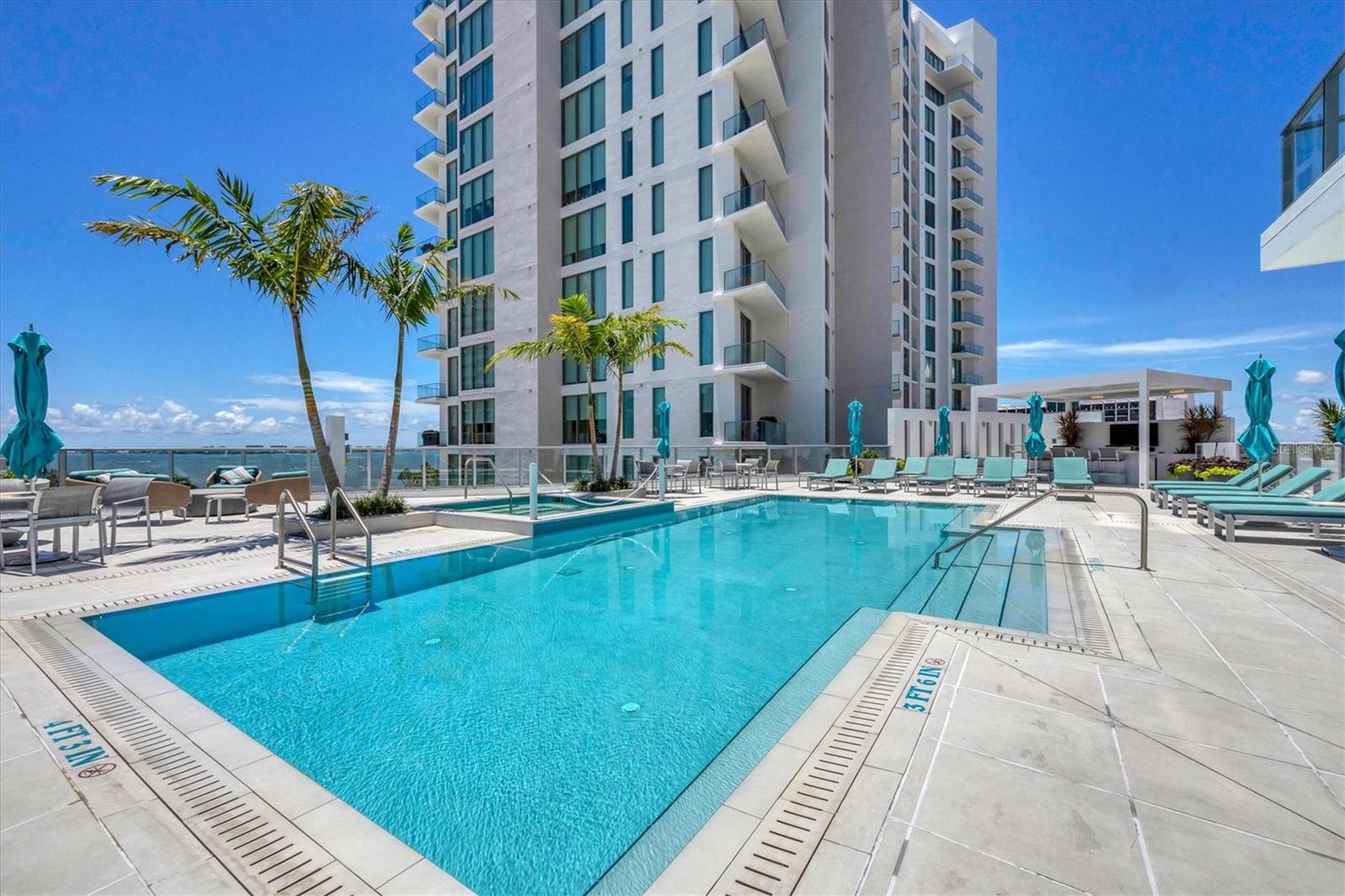 BAYSO SARASOTA - Residential