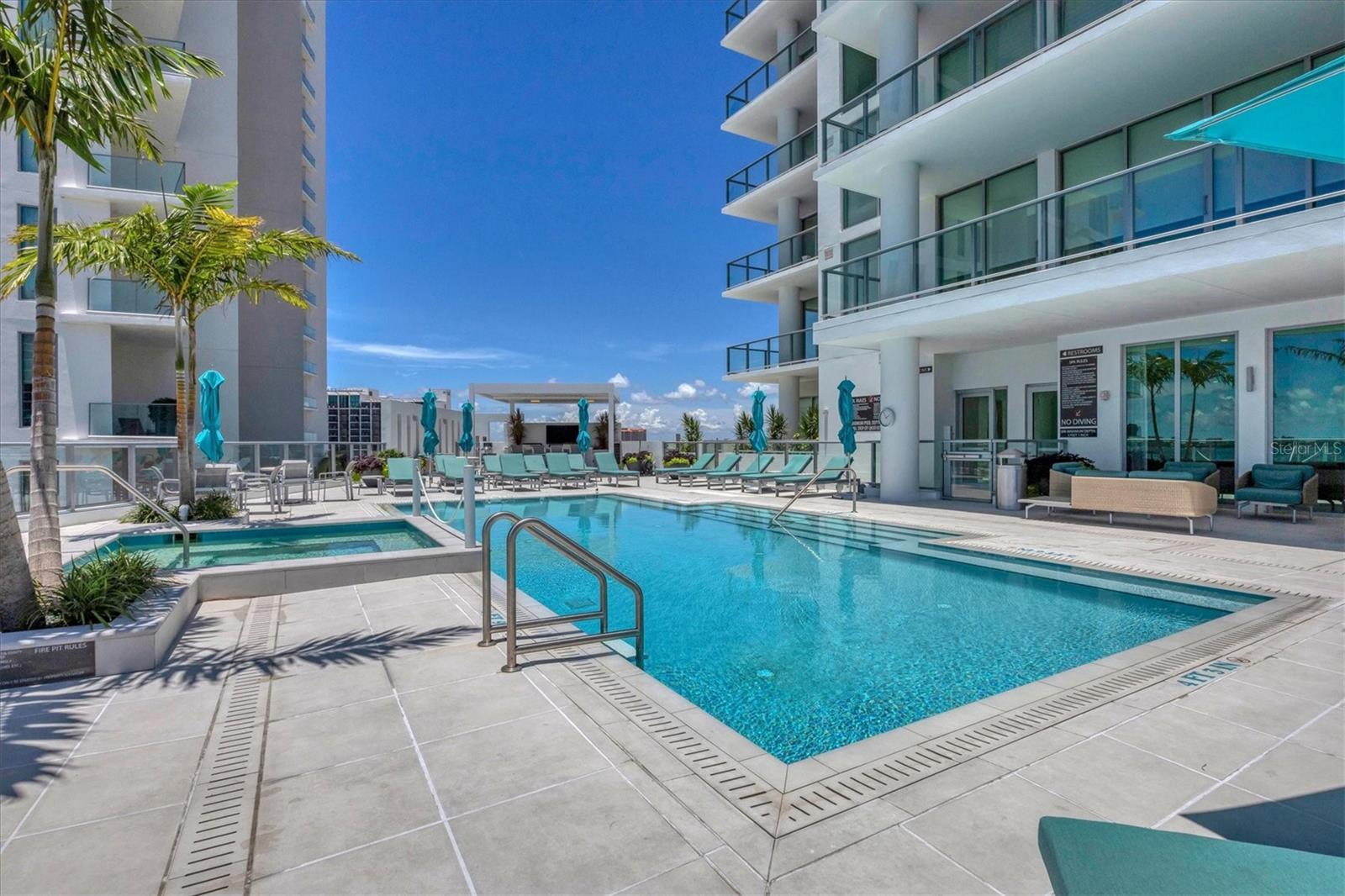 BAYSO SARASOTA - Residential