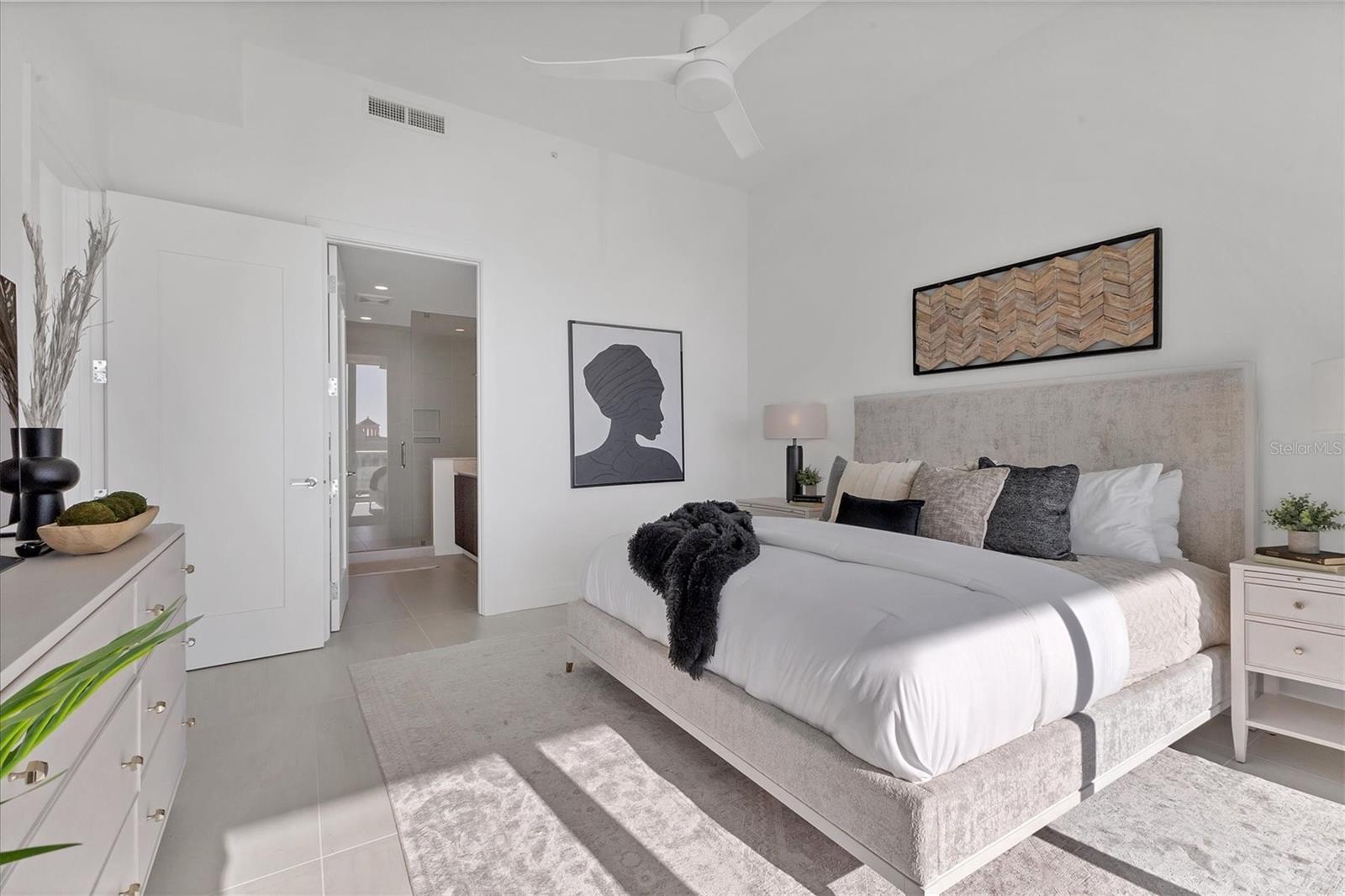 BAYSO SARASOTA - Residential