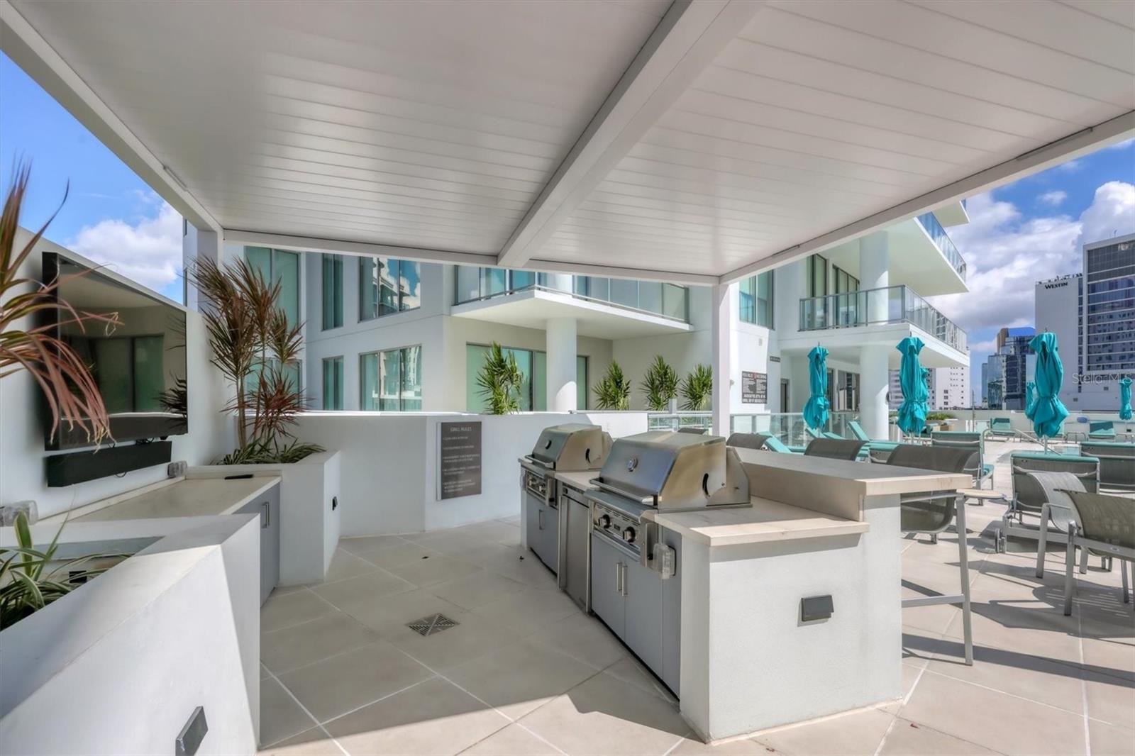 BAYSO SARASOTA - Residential
