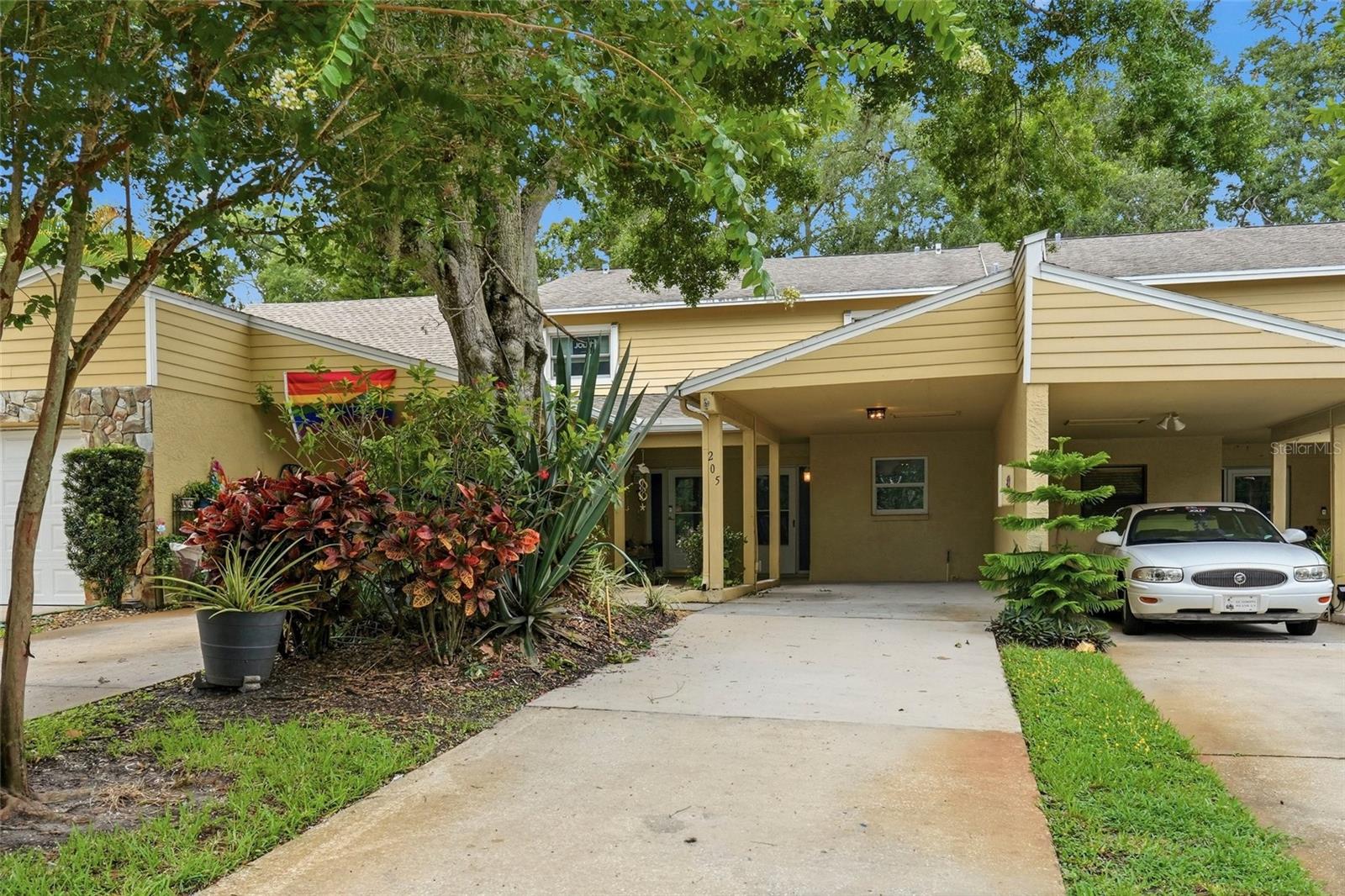 VILLAS OF SOMERSET WOODS CONDO THE - Residential