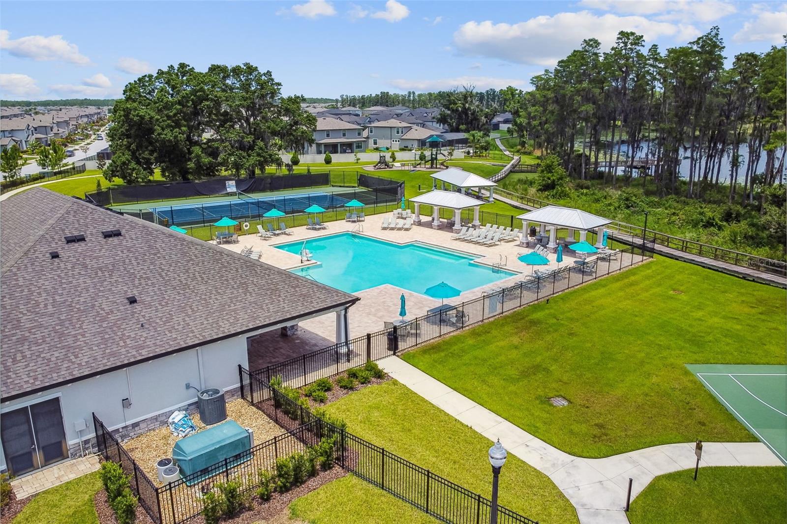 LONG LAKE RANCH - Residential Lease