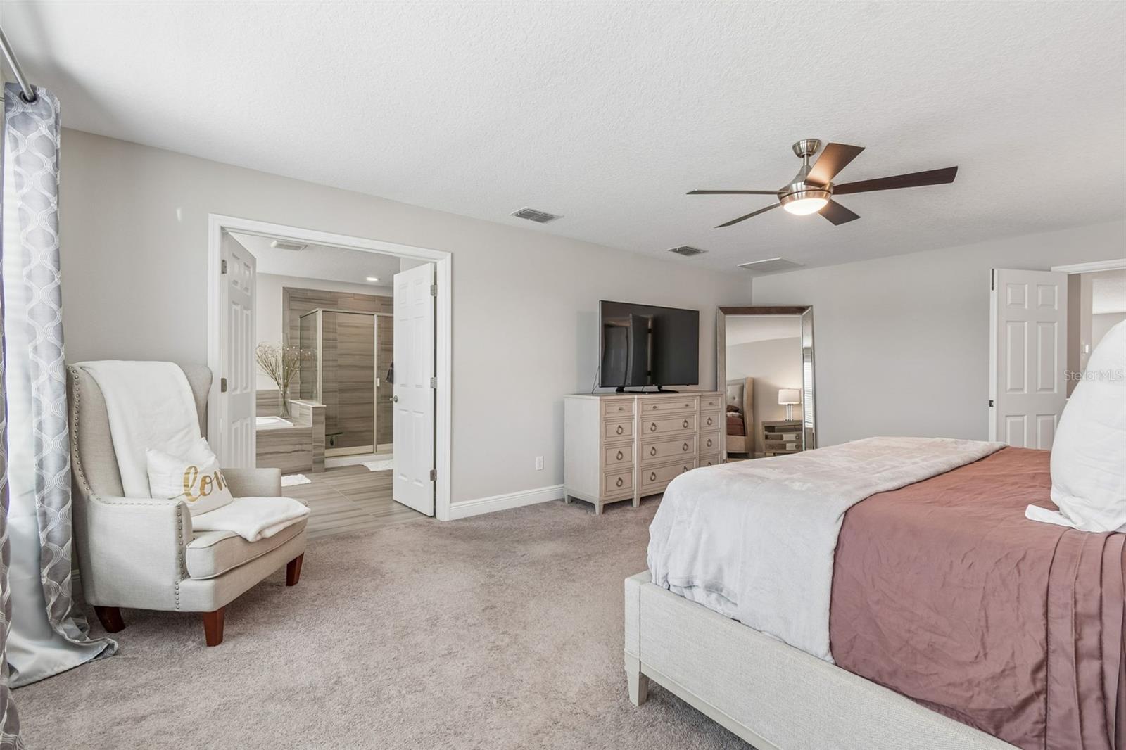 LONG LAKE RANCH - Residential Lease