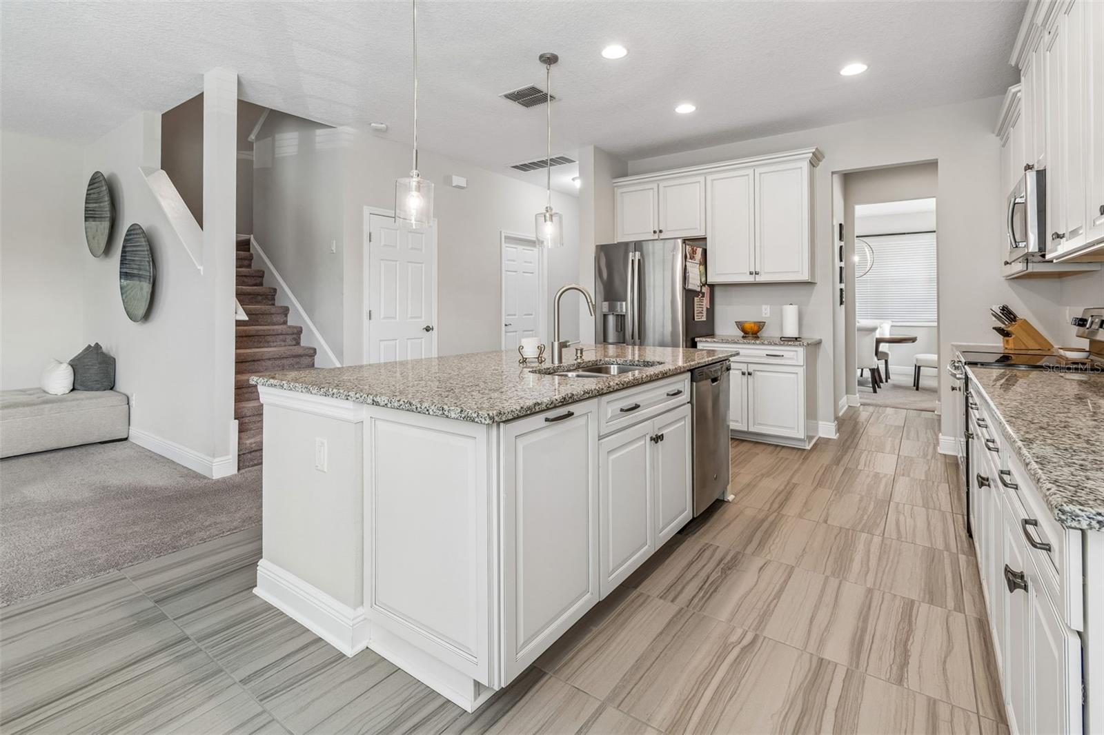 LONG LAKE RANCH - Residential Lease