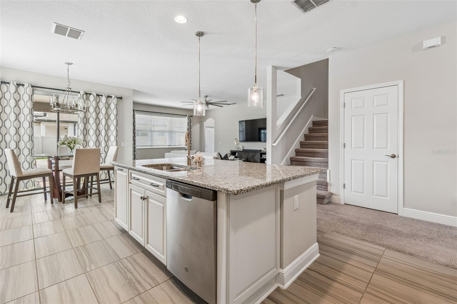 LONG LAKE RANCH - Residential Lease