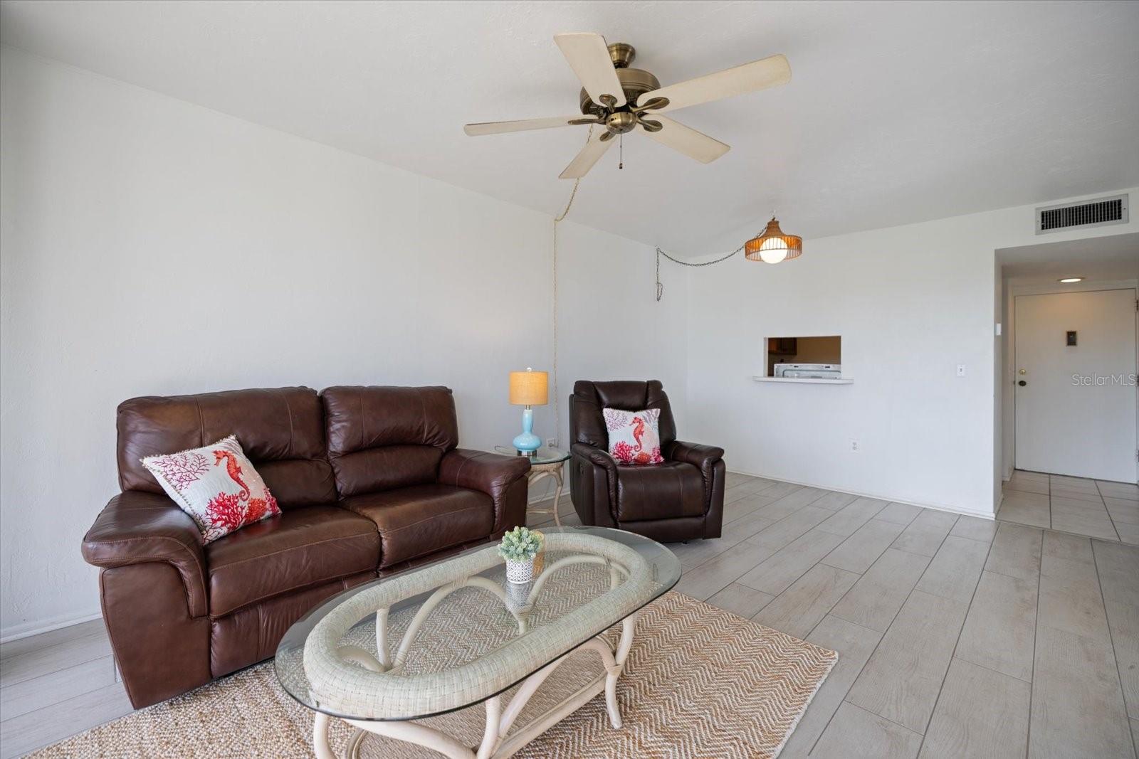 SANDPIPER APTS CONDO - Residential