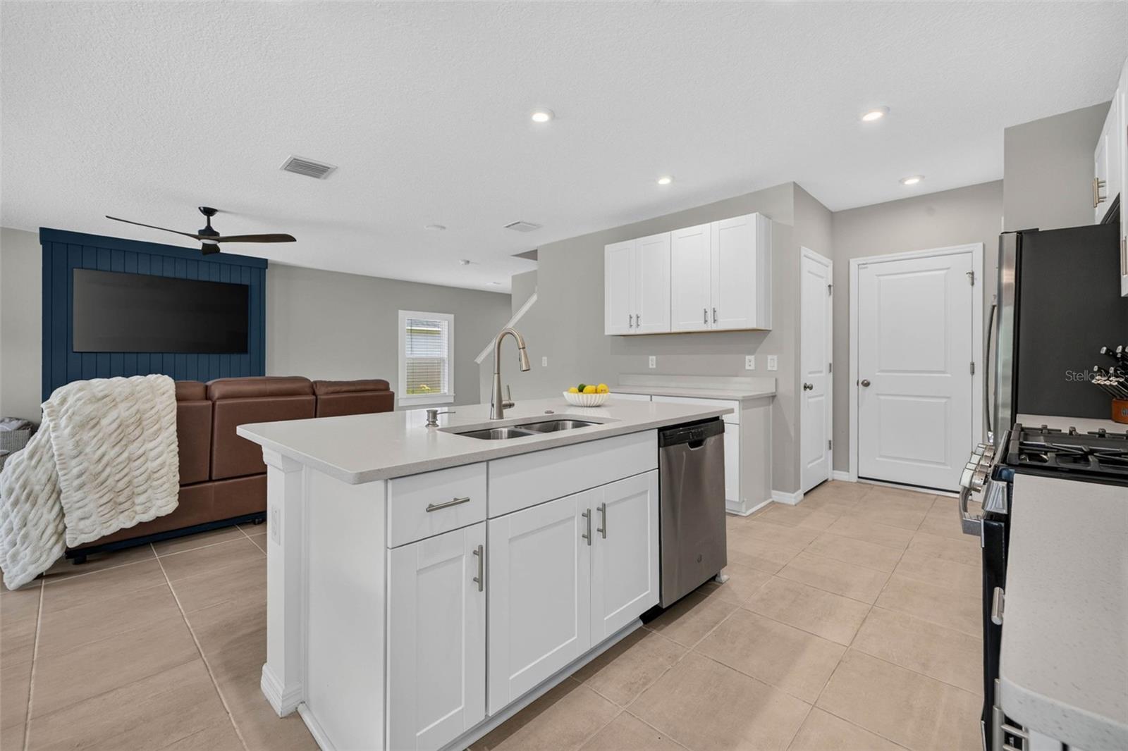 ARTISAN LAKES EAVES BEND PH I SP A-K - Residential