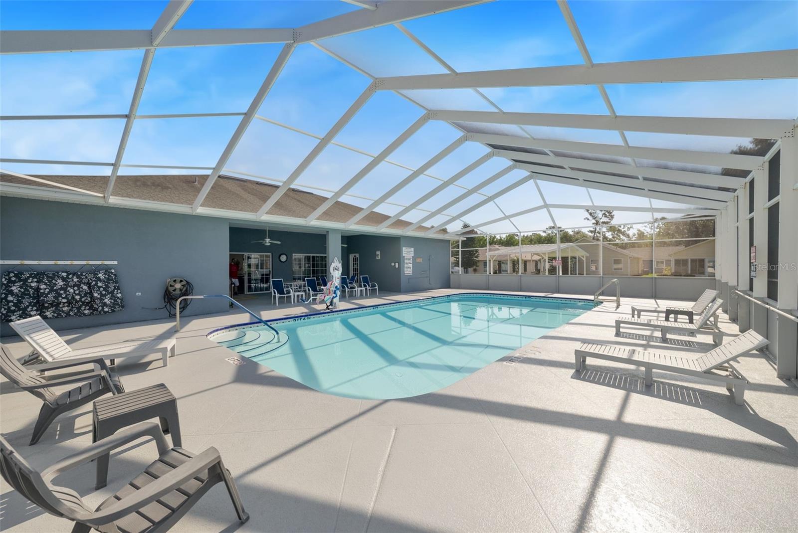 WEDGEWOOD MANOR PH 01 02 - Residential