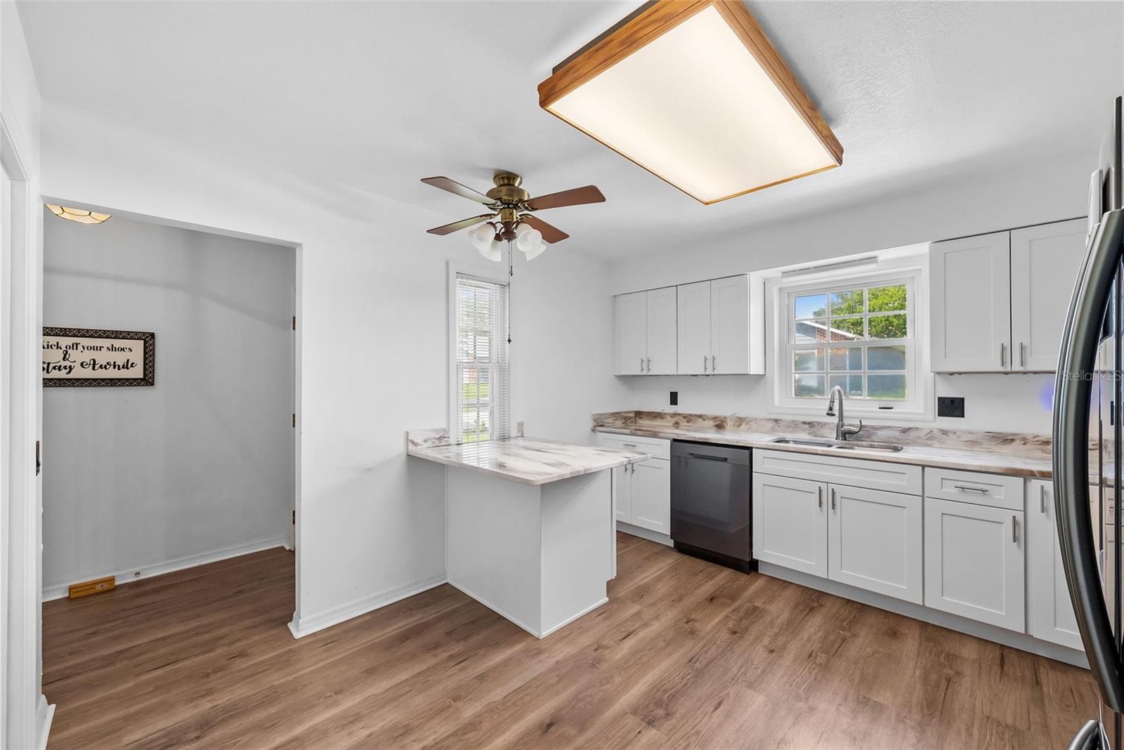 WEDGEWOOD MANOR PH 01 02 - Residential