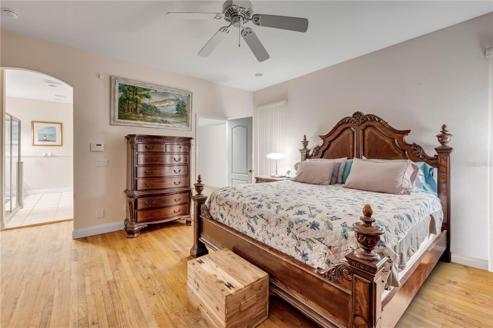 HOWE & CURRIER - Residential