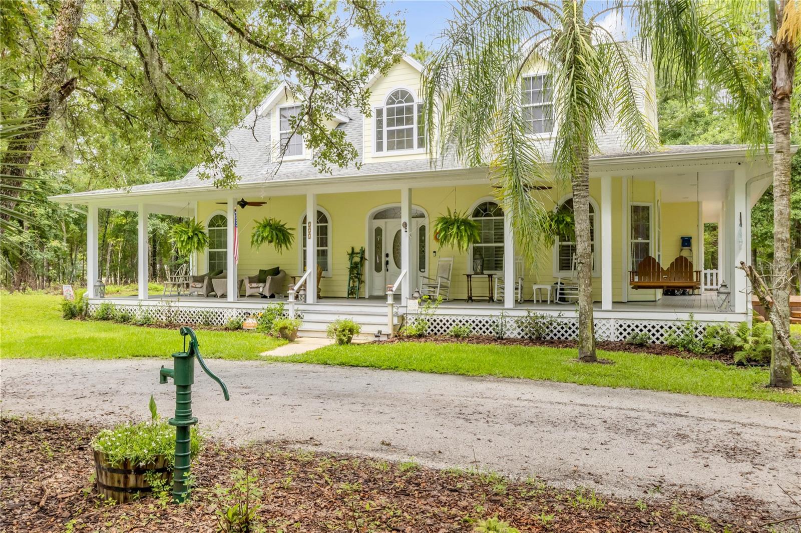 HOWE & CURRIER - Residential