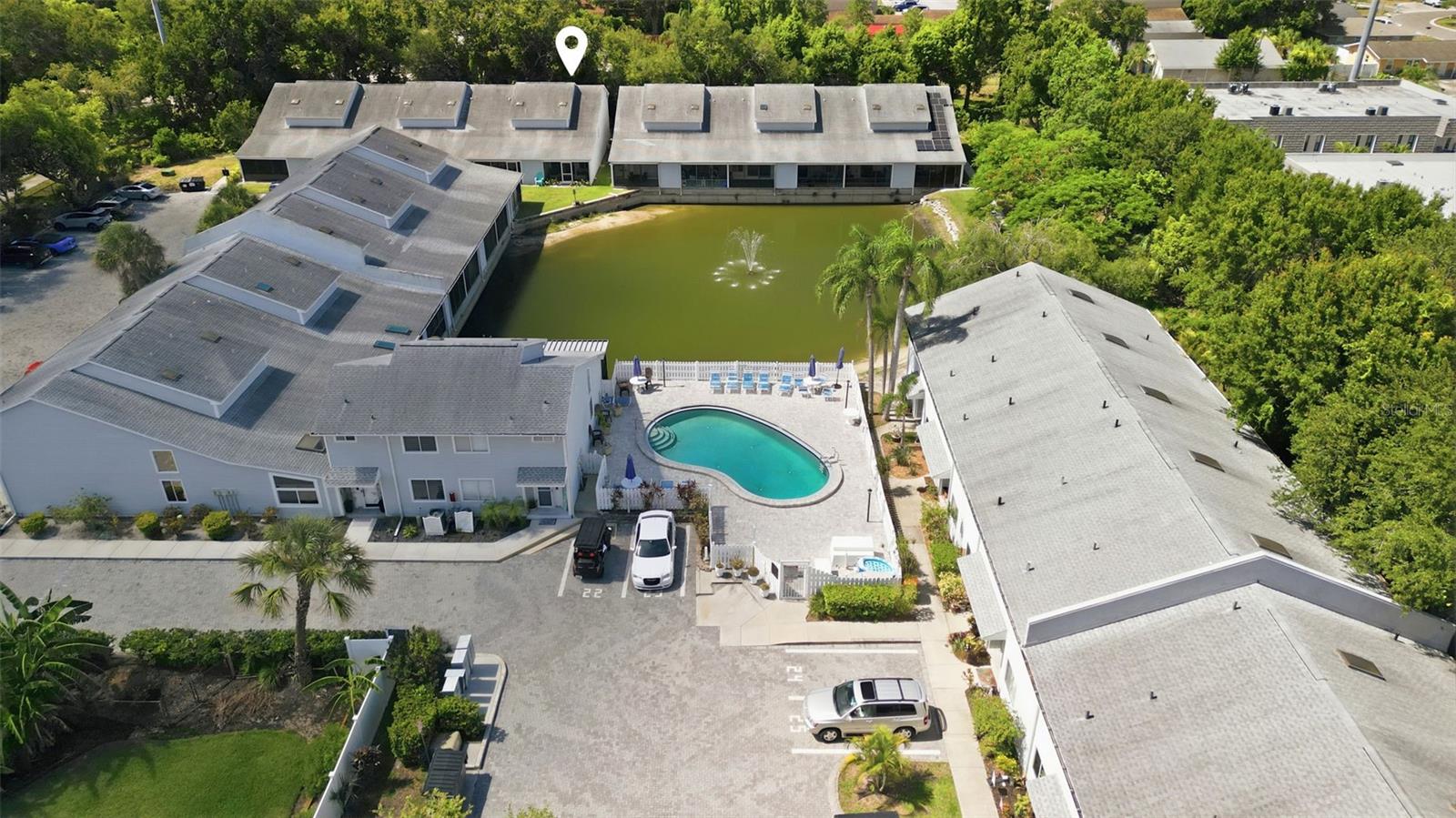 LOCH LOMOND ESTATES CONDO - Residential