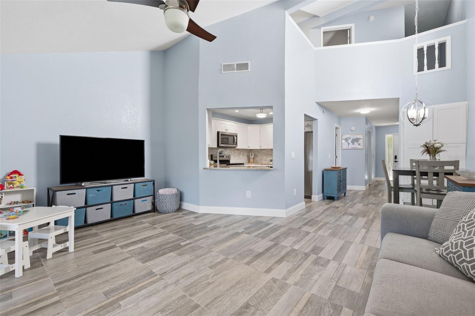 LOCH LOMOND ESTATES CONDO - Residential