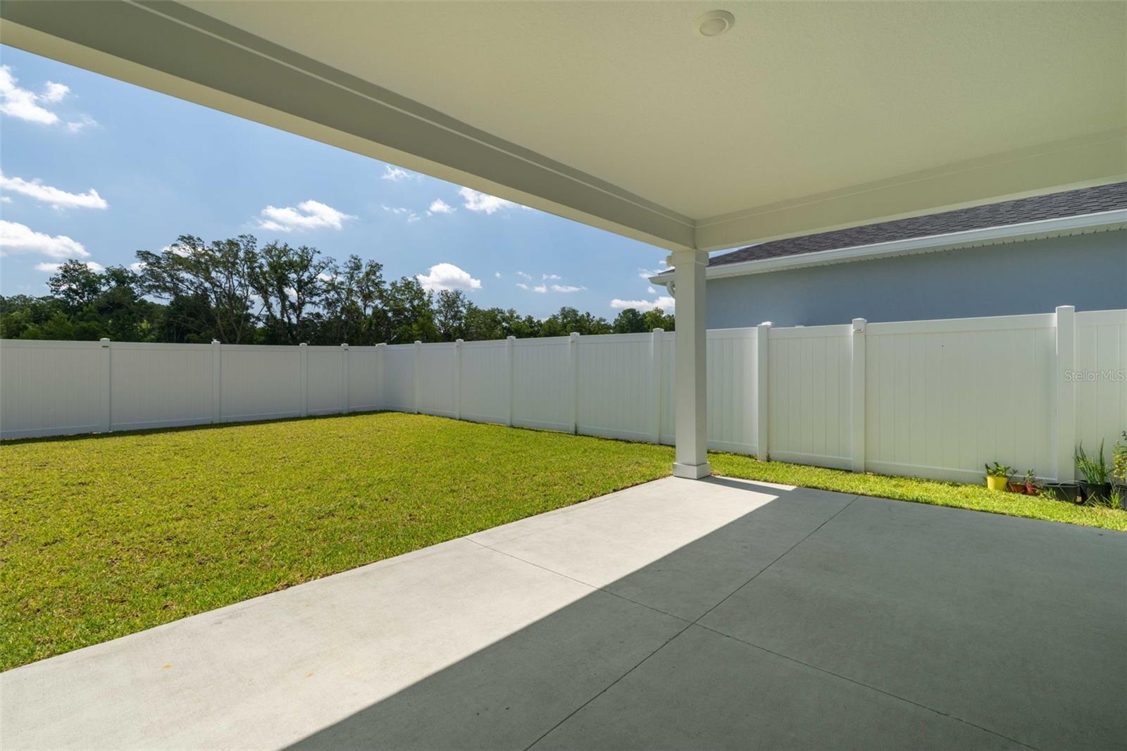 AZALEA CREEK - Residential
