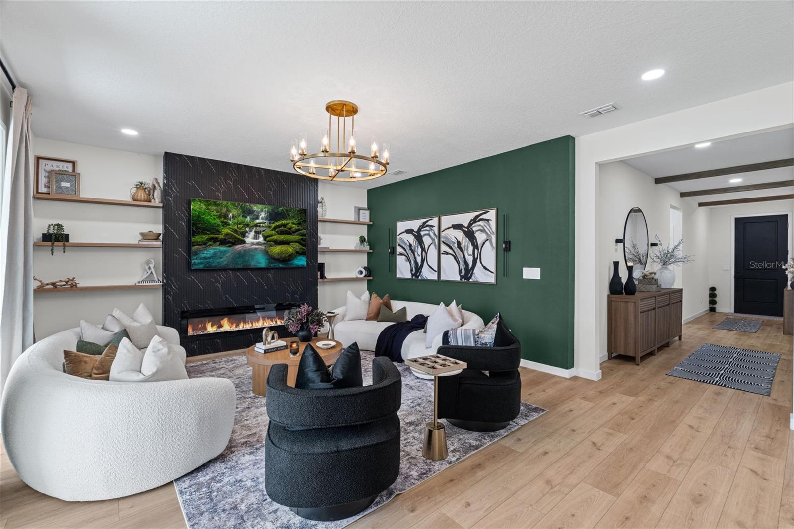 AZALEA CREEK - Residential