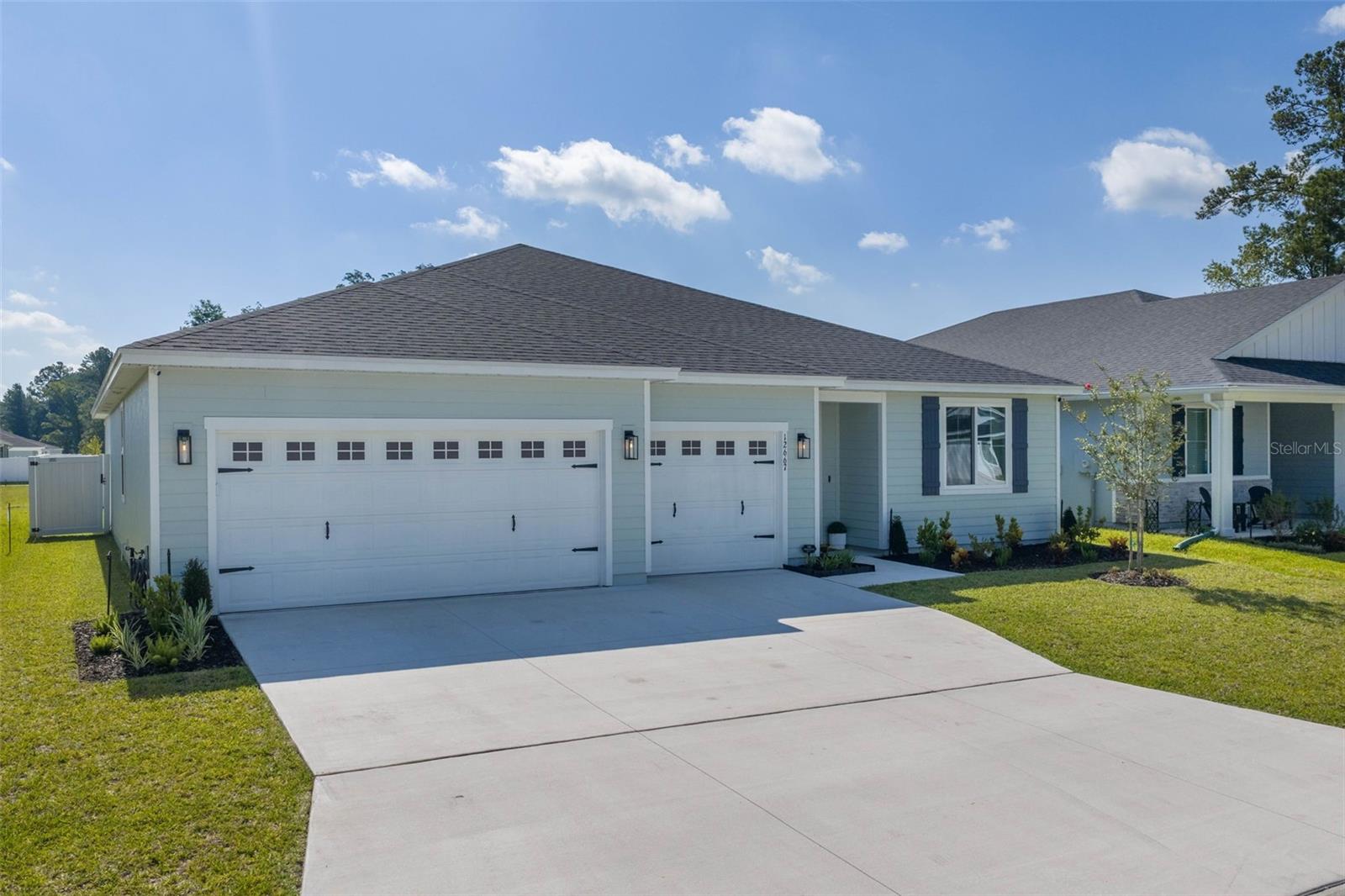 AZALEA CREEK - Residential