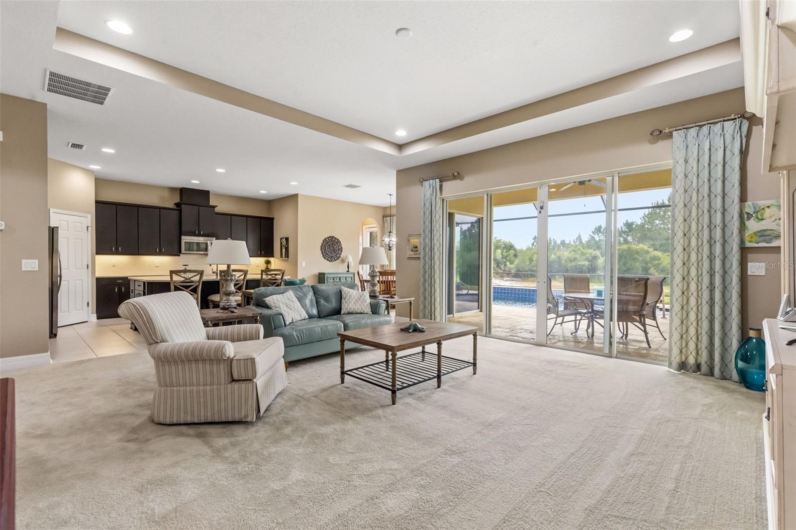 MEADOW POINTE IV PARCEL AA - Residential
