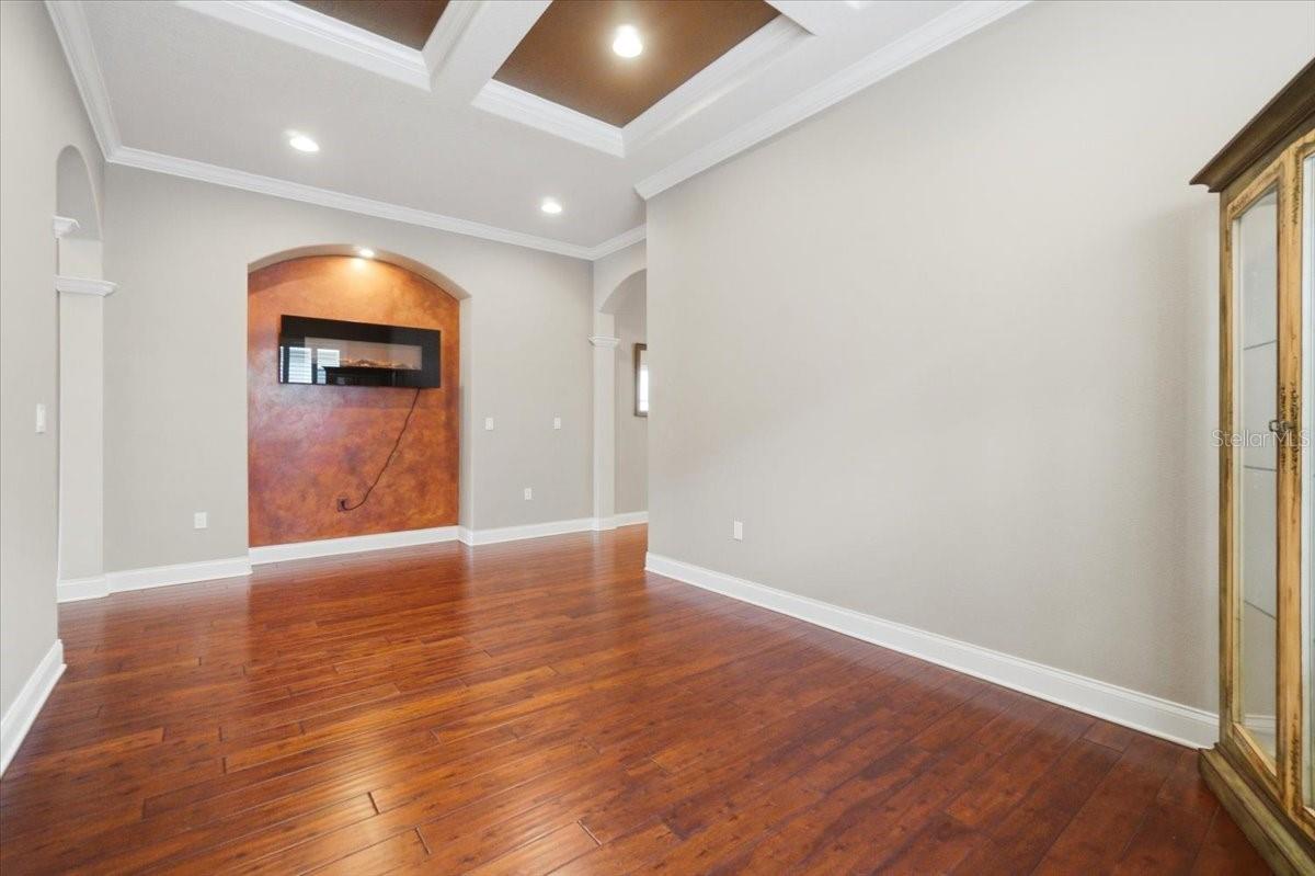 CHRISTINA CHASE - Residential