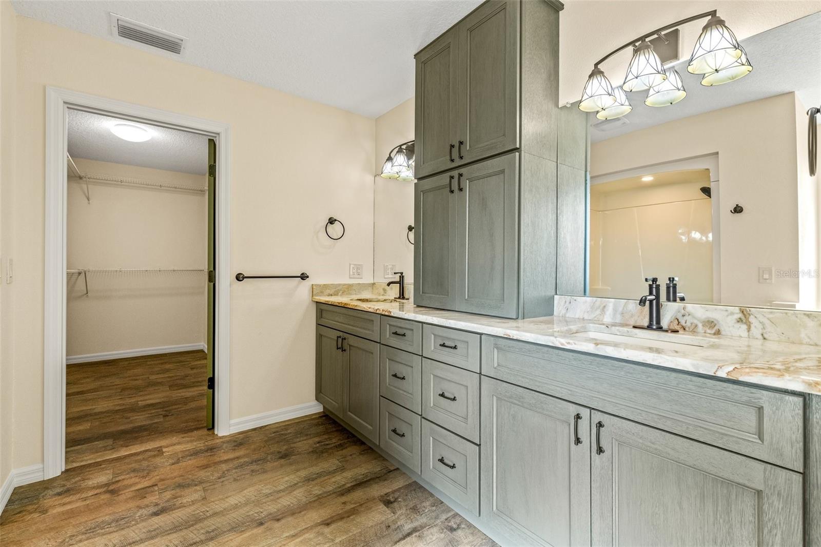 WESTCHASE PH I - Residential