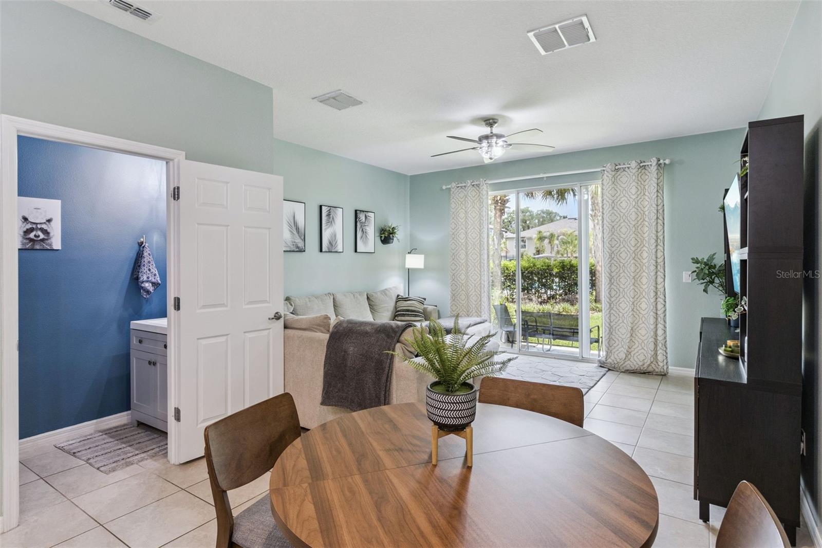 REGO PALMS - Residential