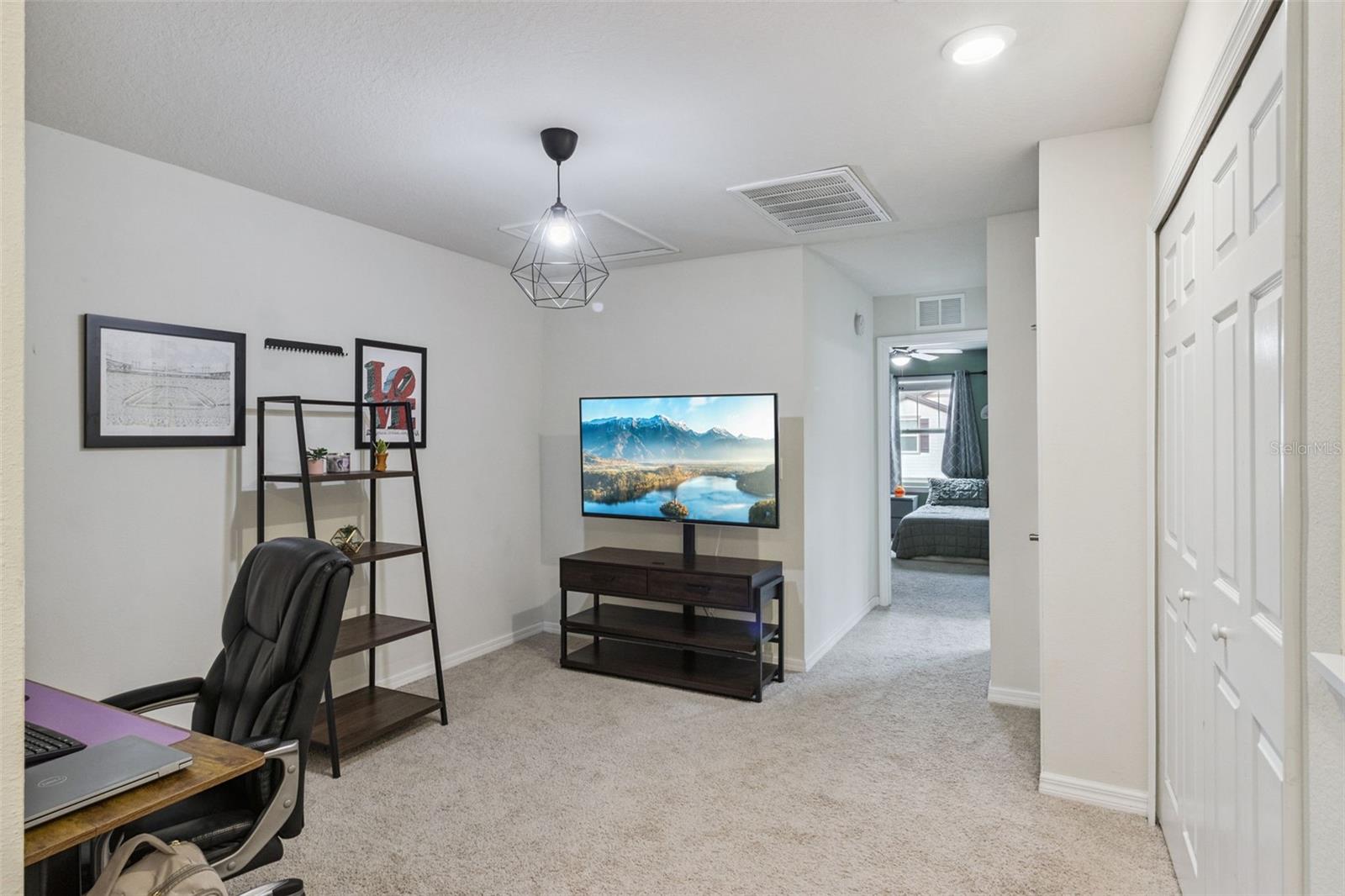 REGO PALMS - Residential