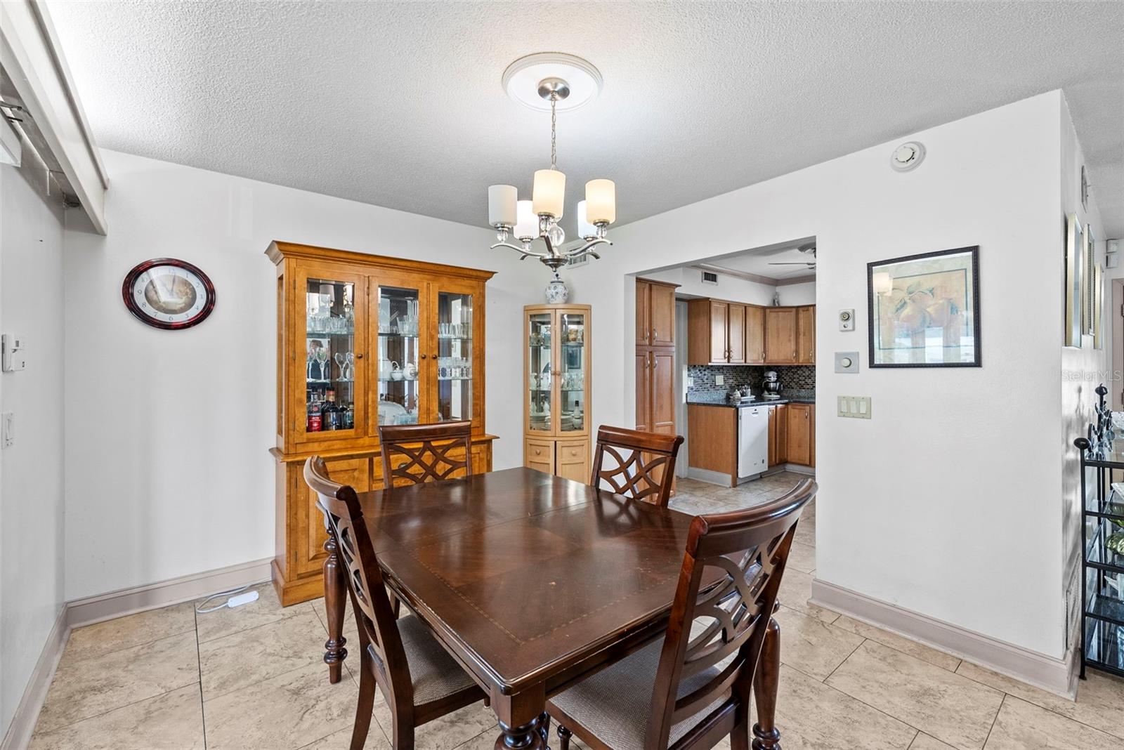 OAK LAKE ESTATES - Residential
