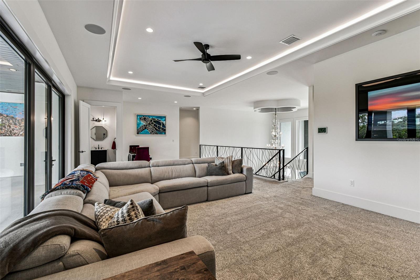 HILLCREST ACRES - Residential