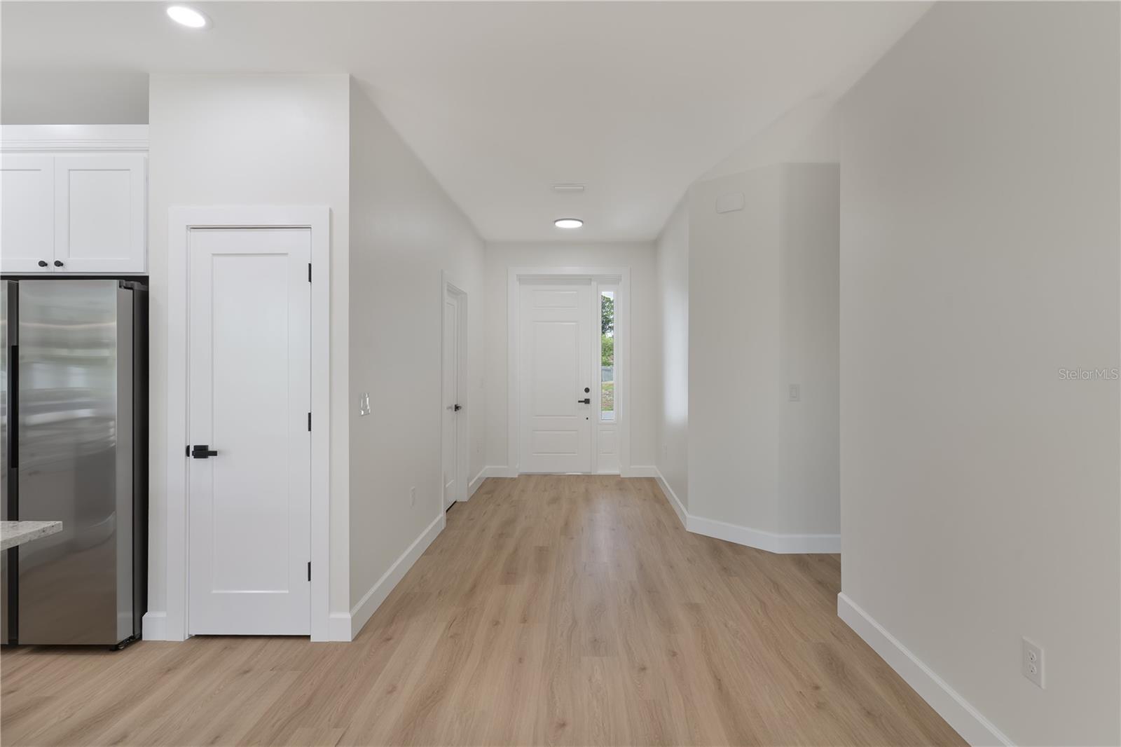 SOUTH VENICE - Residential