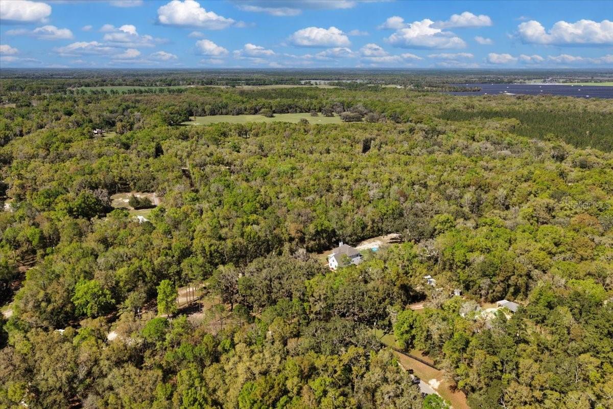 UNIT 1 LAKE IN THE WOODS SUB - Residential